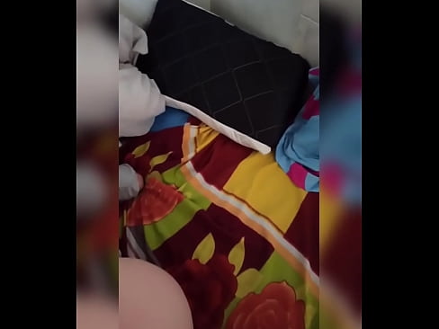 ❤️ Dakina ta zauna a gida ita kadai saboda mijinta ya tafi hutu sai na yi amfani da damar in yi mata fyade na cika mata gindi da nono. ❤️ Batsa na Rasha ﹏